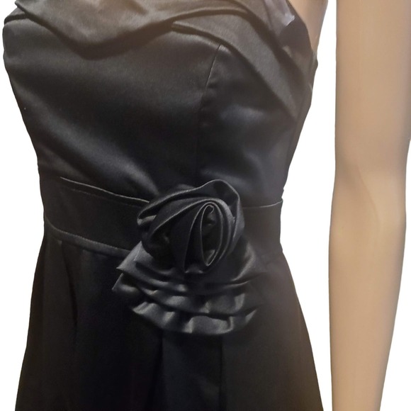 NEW Teeze Me Juniors Size 7 Black Satin Strapless Cocktail Dress Knee Length - Picture 3 of 12